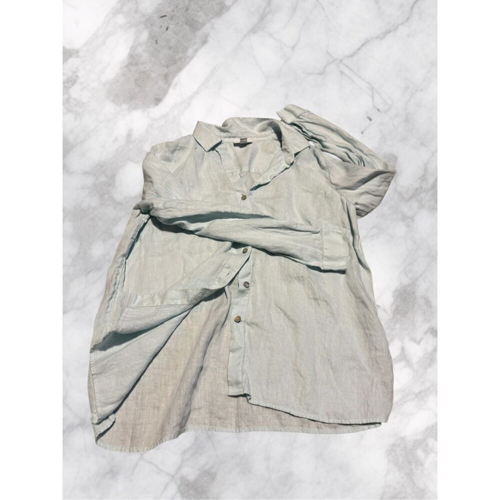 J Jill Light Blue Button Up Size Small